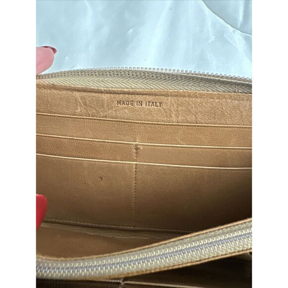 PRADA Tan Leather Zippy Wallet - Picture 14 of 16